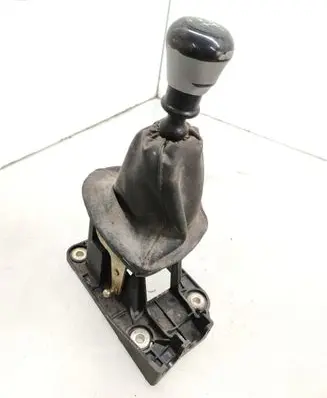 Ford Focus Gear shifter/selector XS4R7K387KB