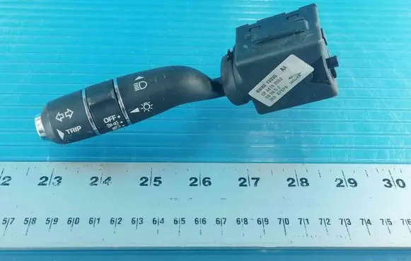 Jaguar XF Indicator stalk 8W8313335AA GP44702002