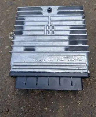 Ford Focus Engine control unit/module 3M5112A650LC 28009672 R0411C004P