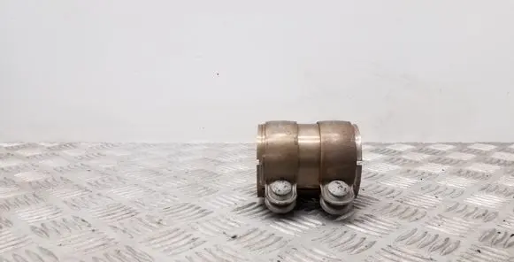 Audi Q5 SQ5 Muffler pipe connector clamp 8W0253141A