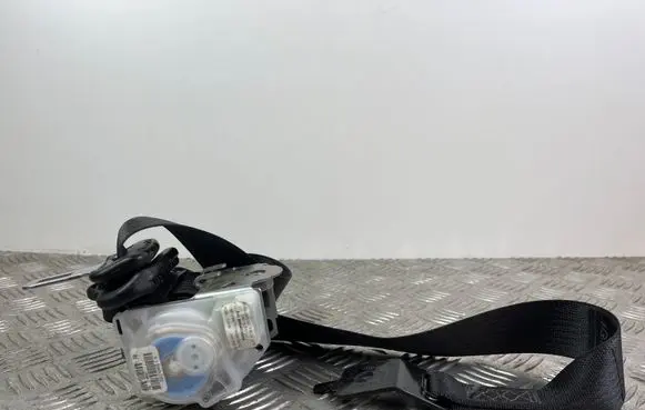 Jeep Grand Cherokee Rear seatbelt