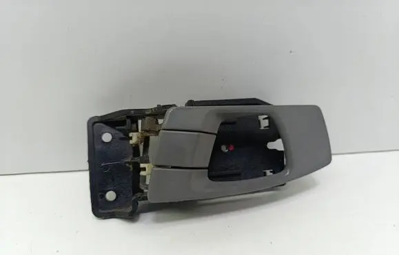 KIA Carens I Front door interior handle 
