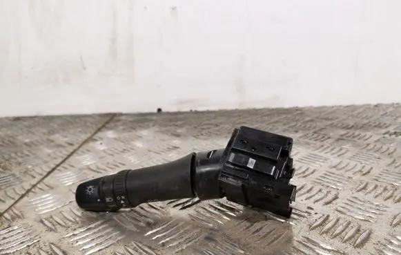 Mitsubishi Outlander Indicator stalk 16G688