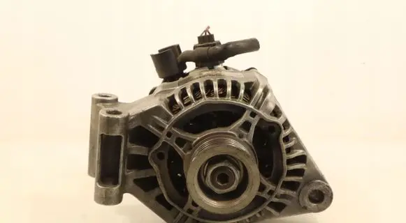 Ford Focus Generator/alternator MS1022118352