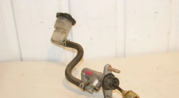 Clutch master cylinder