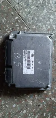 Volkswagen PASSAT B5 Engine control unit/module 3B0907557C 5WP433204