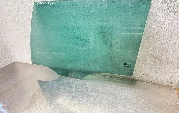 Opel Signum Rear door window glass AS3M5240DOT682 43R001604