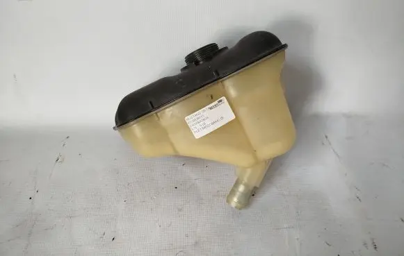 Ford Mustang V Coolant expansion tank/reservoir CR3Z8A080A