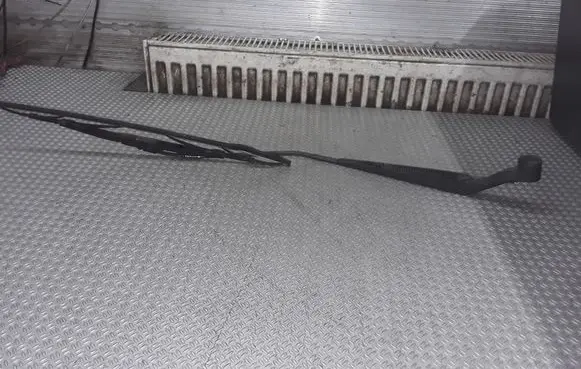 Mitsubishi Lancer Windshield/front glass wiper blade 