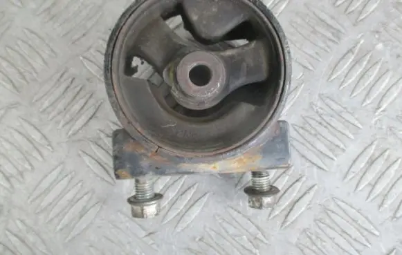 Fiat Sedici Gearbox mounting bracket