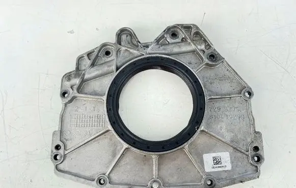 Mercedes-Benz E W211 Timing chain cover 810439290
