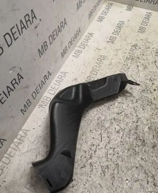 Audi e-tron Air intake hose/pipe 4KL819152