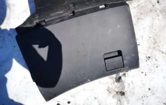 Opel Insignia A Glove box 662572168 1014668