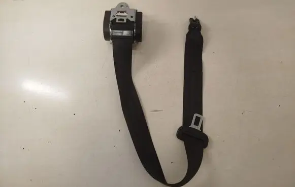Audi A3 S3 8V Rear seatbelt 629416900