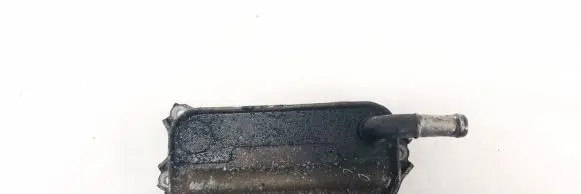 Engine oil radiator