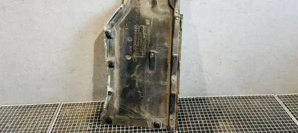Audi A5 Side bottom protection 8W6825208B 8W6825208C