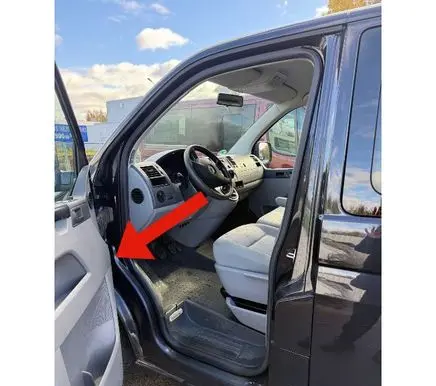 Volkswagen Multivan T5 Front door lower hinge 