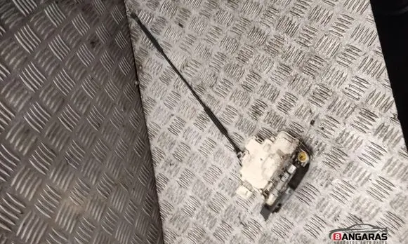 Seat Leon (1P) Front door lock 