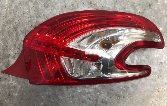 Peugeot 208 Rear/tail lights 9672628380-BILI 9672628380