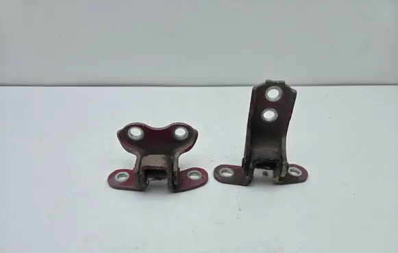 Toyota Auris 150 Front door hinge set 