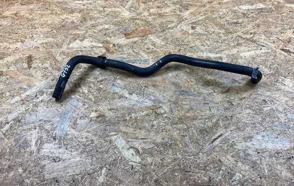 Volvo XC40 Engine coolant pipe/hose 32222095