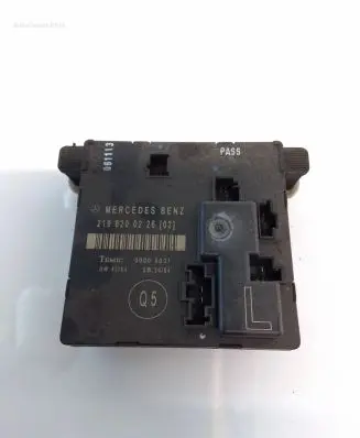 Mercedes-Benz CLS C219 Door control unit/module 2198200226 00005031