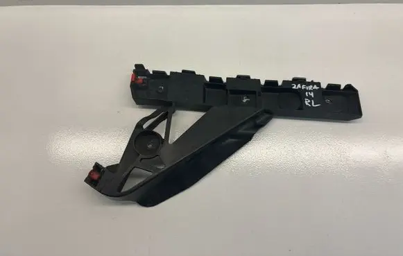 Opel Zafira C Rear bumper mounting bracket 000193235
