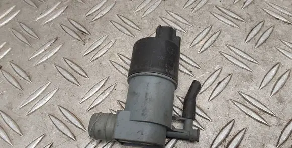 Toyota Yaris Windscreen/windshield washer pump 853300D120