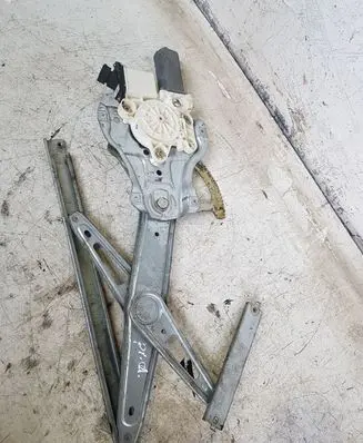 Toyota Corolla E120 E130 Front door window regulator with motor