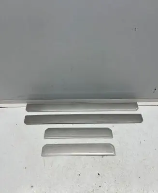 Mitsubishi Outlander sill trim set (inner) SP042006 042006