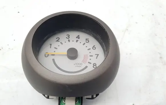 Daihatsu Sirion Tachometer 