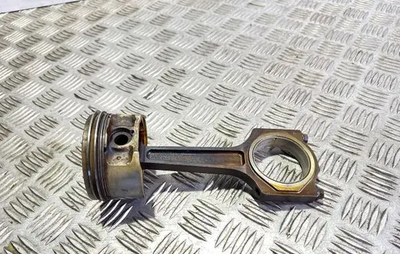 Jaguar XJ X308 Piston with connecting rod 2399