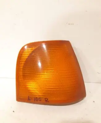 Audi 100 S4 C4 Front indicator light