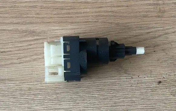 Audi A6 S6 C6 4F Brake pedal sensor switch 1K2945511