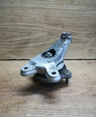 Audi A4 S4 B6 8E 8H Gearbox mount 8E0399115K