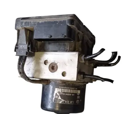 Audi A3 S3 8L ABS Pump 1J0614117C