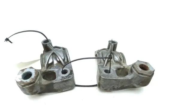 Mercedes-Benz E W211 Sway bar bush bracket, front A2113231226