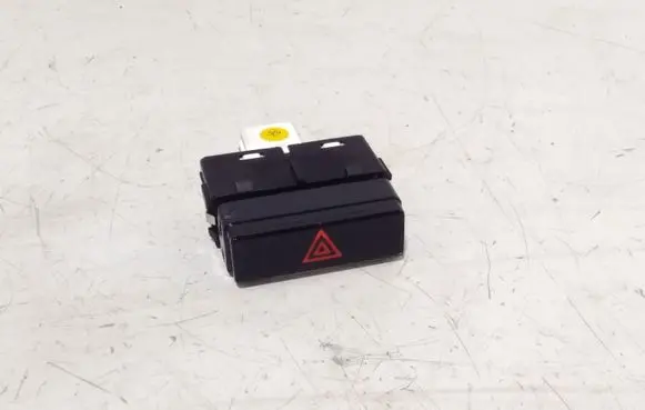 Volkswagen PASSAT B8 Hazard light switch 3G0953509C