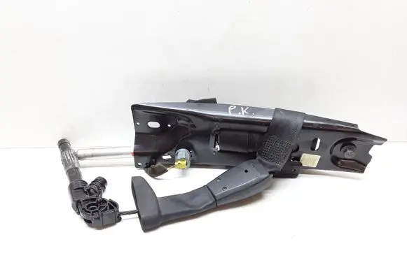 Volvo V70 Front seatbelt 6069365L0E