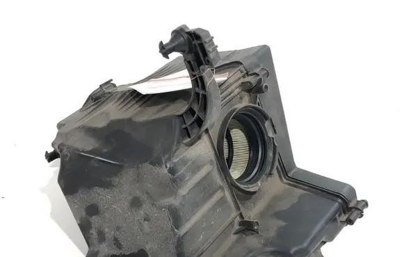 Air filter box