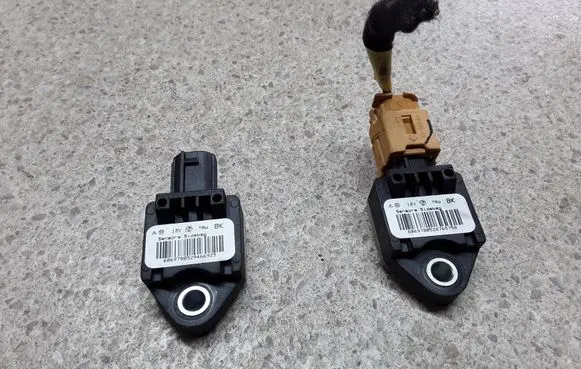 Alfa Romeo 159 Airbag deployment crash/impact sensor 60697805
