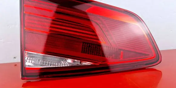 Volkswagen PASSAT B8 Tailgate rear/tail lights 3G5945093B