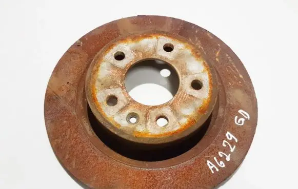 Chevrolet Cruze Rear brake disc neventiliuojamas