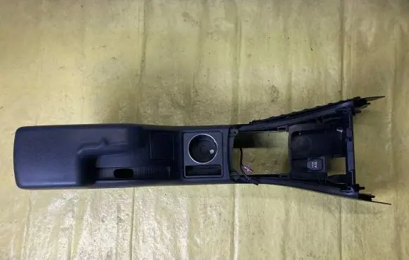 Mercedes-Benz B W245 Armrest A1696800150
