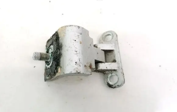 Volkswagen Golf V Tailgate/trunk/boot hinge