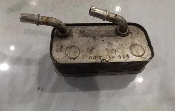 BMW 3 E46 Engine oil radiator 