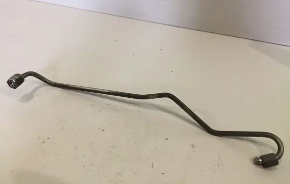 Fuel injector supply line/pipe