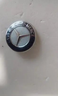 Mercedes-Benz CLS C218 X218 Manufacturer badge logo/emblem A2188170116