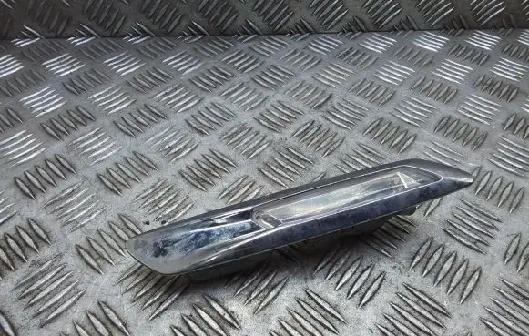 BMW 5 F10 F11 Front fender indicator light 7154167 7154169 715416707