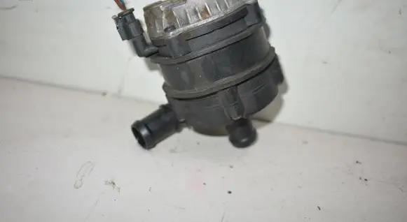 Audi A3 S3 8V Electric auxiliary coolant/water pump 04L965567